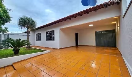 Casa com 4 quartos para alugar na Jose Miguel Arias, 119, San Fernando, Londrina por R$ 3.600