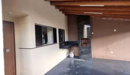 Casa com 3 quartos à venda na Antônio Massao Miyasaki, 243, Residencial Loris Sahyun, Londrina por R$ 385.000