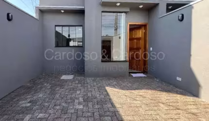 Casa com 3 quartos à venda na Rua Antônio Horácio Ghiraldi, 155, Jardim Montecatini, Londrina por R$ 395.000