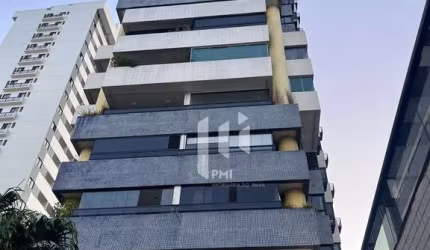 Apartamento Alto Padrão na Beira-Mar de Candeias - 140m2 - 3 suítes - Vista para o Mar