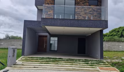 LINDO SOBRADO EM CONDOMINIO FECHADO