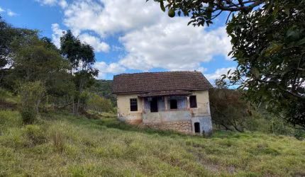 Vende-se  fazendinha em Ouro Branco