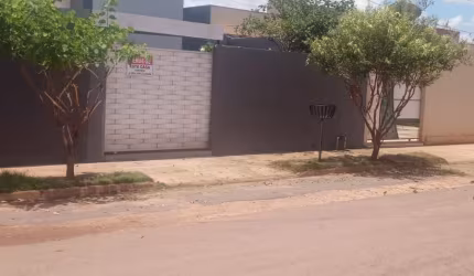 VENDO CASA JARDIM PAIAGUÁS - VARZEA GRANDE