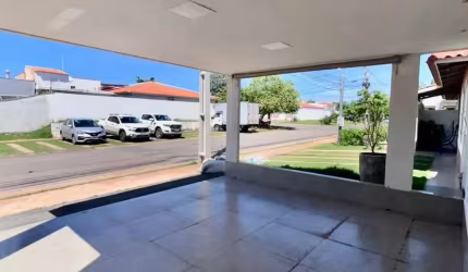 VENDO  LINDA CASA NO CONDOMÍNIO RIO SÃO LOURENÇO.
