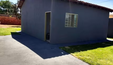 Casa Térrea com 3 Quartos - Bairro Jardim Columbia