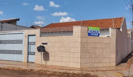 Vendo casa no Jardim Parati