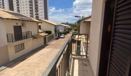Sobrado -Condomínio Montejuic