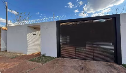Casa recém reformada no Rita Vieira