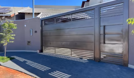 Linda  casa com 3 suítes e  ótimo acabamento.