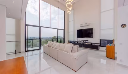 Casa em condomínio para venda com 3 quartos, sendo 3 suítes, 350m²