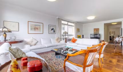 Apartamento tipo para venda com 4 quartos, sendo 1 suíte, 253m²