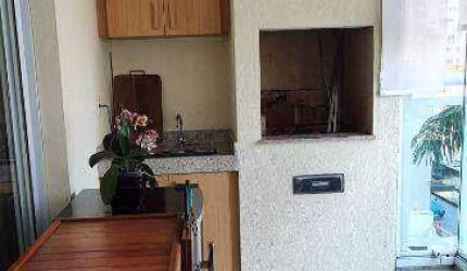 Lindo Apartamento com 03 dormitórios sendo 03 suites com 02 vagas de garagem para venda no Tatuapé