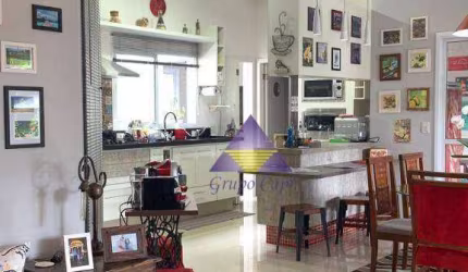 CASA NO CONDOMINIO HILLS III ARUJÁ ,com 5 Dormitórios ,Sendo 3 Suítes à venda, 300 m² por R$ 1.790.000 - Jardim Imperial Hills III - Arujá/SP