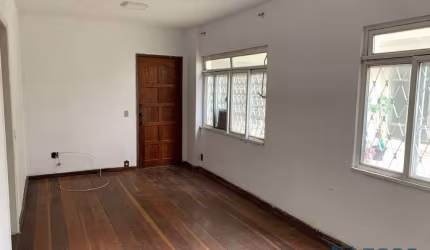 Kitnet com 1 quarto/sala para alugar, 34 m² por R$ 1.061/mês - São Mateus - Juiz de Fora/MG