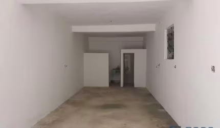 Ampla Loja para Aluguel no Centro de Juiz de Fora - Localização Privilegiada, 50m² por Apenas R$1.700,00/mês