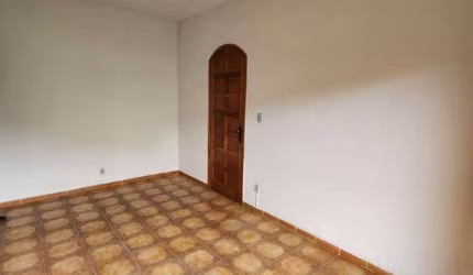 Apartamento com 2 quartos para alugar em Santa Cecília - Juiz de Fora/MG, 97 m² com excelente localização, por R$ 1.409,90/mês