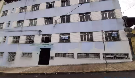 Apartamento com 2 quartos, vaga, 2 wc, para alugar, 80 m² por R$ 1.350/mês - Santa Catarina - Juiz de Fora/MG