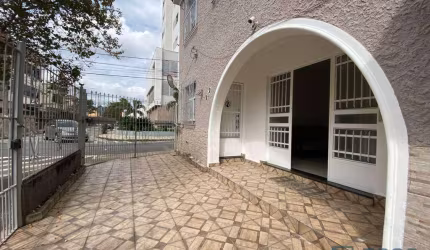 Casa com 4 quartos para alugar, 115 m² por R$ 2.640/mês - Poço Rico - Juiz de Fora/MG