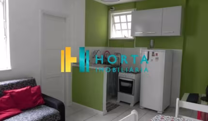 Kitnet / Stúdio à venda na Rua Felipe de Oliveira, Copacabana, Rio de Janeiro, 35 m2 por R$ 450.000