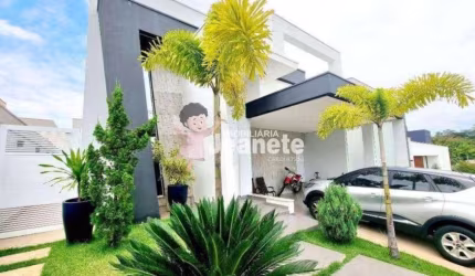Casa de Alto Padrão à venda no Residencial Imigrantes em Nova Odessa/SP.