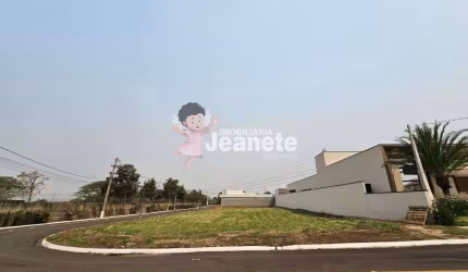 Terreno à venda no Estância Hípica, Nova Odessa  por R$ 1.270.000