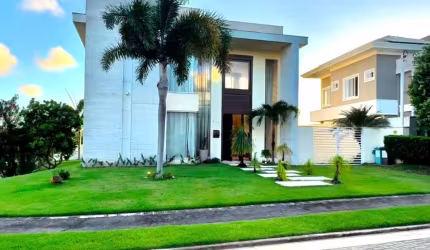 Alphaville Natal - Casa duplex com 4 suítes de esquina.
