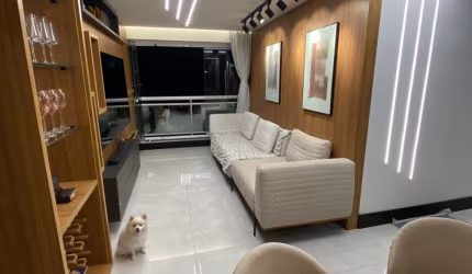 Apartamento à venda em Capim Macio – Todo reformado.