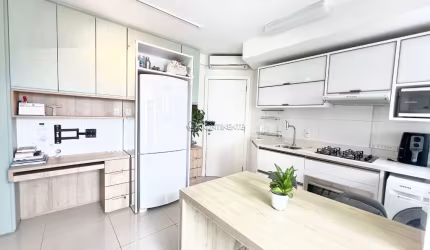 Apartamento 2 dormitórios com suíte - Coqueiros - Florianópolis
