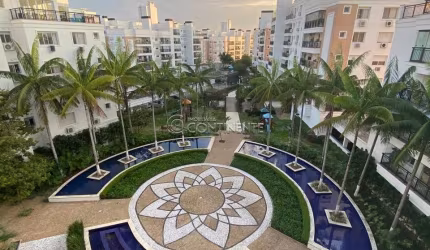 Apartamento com 2 dormitórios e suíte no bairro Abraão - Florianópolis - SC