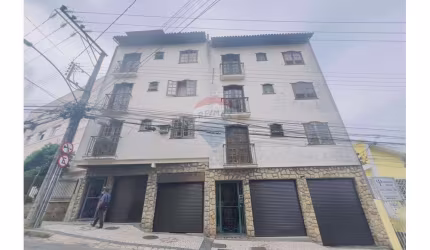 Excelente apartamento dois quartos no Santa Catarina