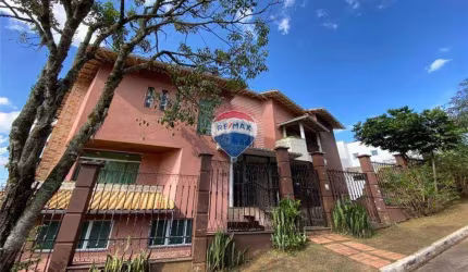 Casa à venda com 4 suítes no condomínio Granville - Juiz de Fora - MG