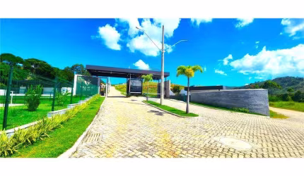 Terreno em condomínio com 1.104 m² próximo ao Salvaterra