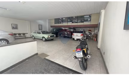 Galpão Comercial no Centro de Juiz de Fora: Alugue Já!