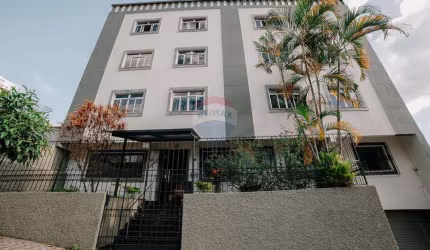 Apartamento 3 quartos com suíte, totalmente reformado no bairro Bom Pastor!
