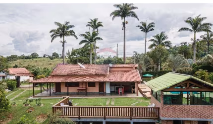 Seu refúgio em meio a natureza a apenas 20 minutos de Juiz de Fora