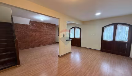 Casa para locação próximo a praça do Bom Pastor