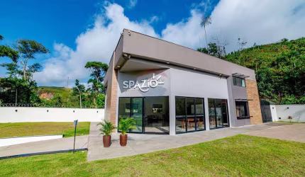 Espaço Comercial a venda com Terreno de Grande Porte em Juiz de Fora MG