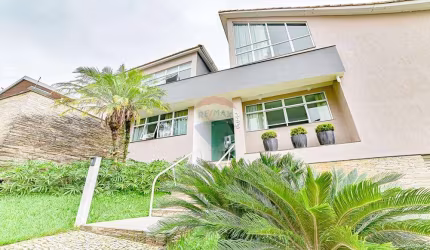 Casa com 4 suítes Alto Padrão Bosque Imperial