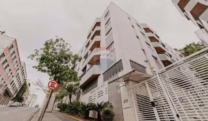 Apartamento 2 Quartos com Sacada, Sol da Manhã e Vaga – Centro JF