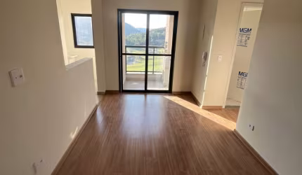 Excelente apartamento no Jd. Esmeralda