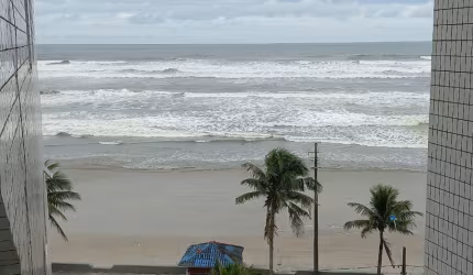 Apartamento Frente Mar Para Locação em Mongaguá, 2 Dormitórios, 1 Suíte, 1 Vaga, R$3.200,00 O Pacote.