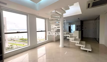 Cobertura Duplex na Beira-mar Norte