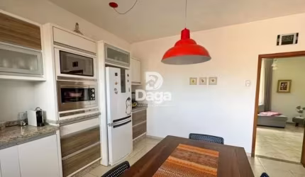 Linda Casa no bairro Trindade – 3 Dormitórios, 1 Suíte e Lazer Completo!