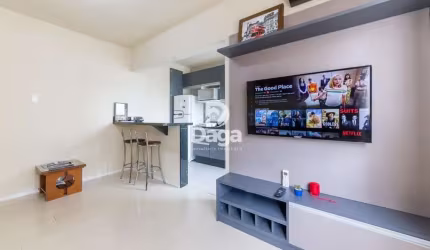 Apartamento no bairro Agronômica com Piscina