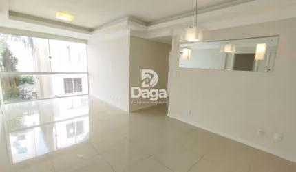 Apartamento no Córrego Grande - 3 dormitórios sendo 1 suite.