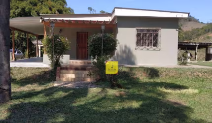 Excelente Chácara rural, com casa de 3 quartos, e terreno de 5.000m², BR-040 Km 786,  no São Pedro (com apenas 3 Kms de estrada de chão).