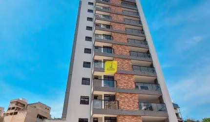 Apto com 3 suítes, varanda gourmet e 2 vagas no Estrela Sul