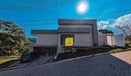 Casa com 3 dormitórios à venda, 507 m² por R$ 2.700.000,00 - Bosque do Lago - Juiz de Fora/MG