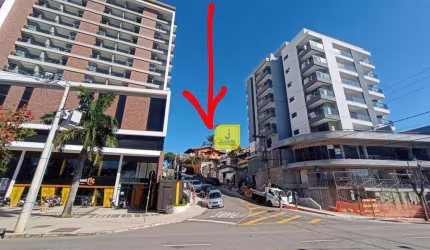 Terreno à venda, 360 m² por R$ 1.500.000,00 - São Pedro - Juiz de Fora/MG