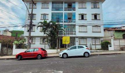 Amplo apto com 2 quartos, 2 banheiros e garagem no Alto dos Passos